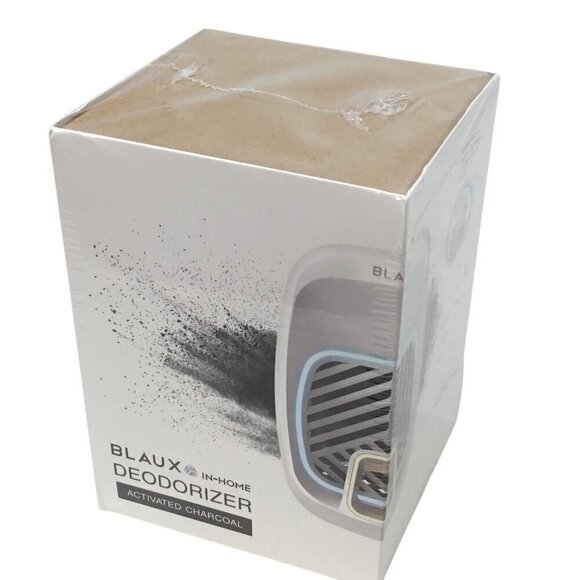 Blaux In-Home Deodorizer Air Purifier Plug In Activated Charcoal Pouch NEW NIB - Picture 3 of 6